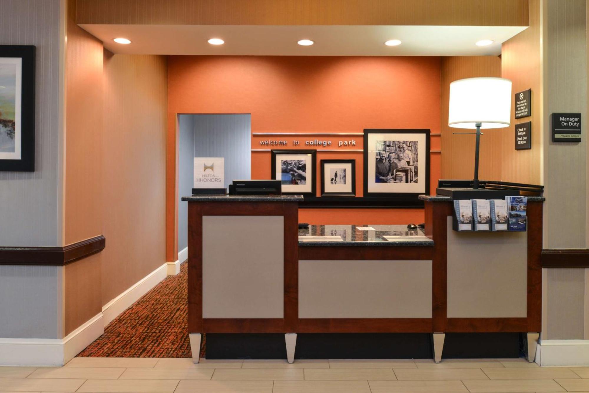 Hampton Inn College Park Esterno foto